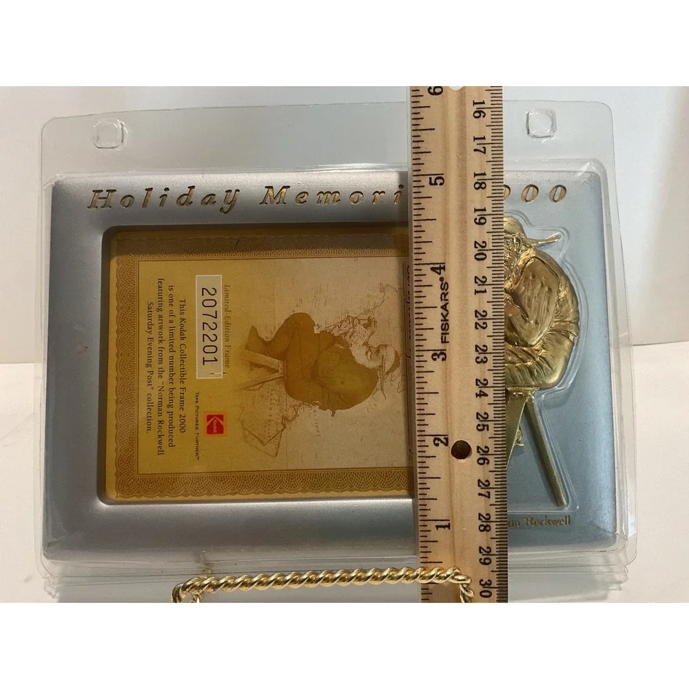 Kodak‎ Holiday Memories 2000 Norman Rockwell Santa Collectible Picture Frame New
